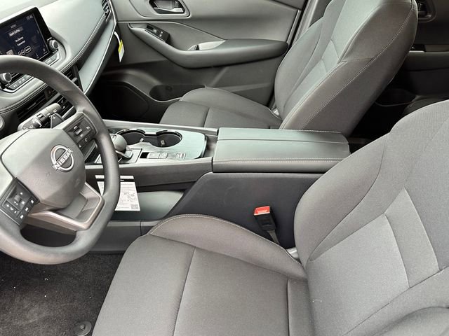 Used 2026 Nissan Rogue S image 9