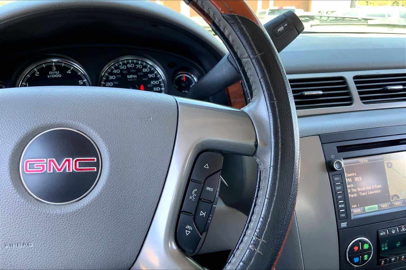 Used 2014 GMC Sierra 2500 SLT w/ Suspension Package, Off-Road AWD/4WD image 24