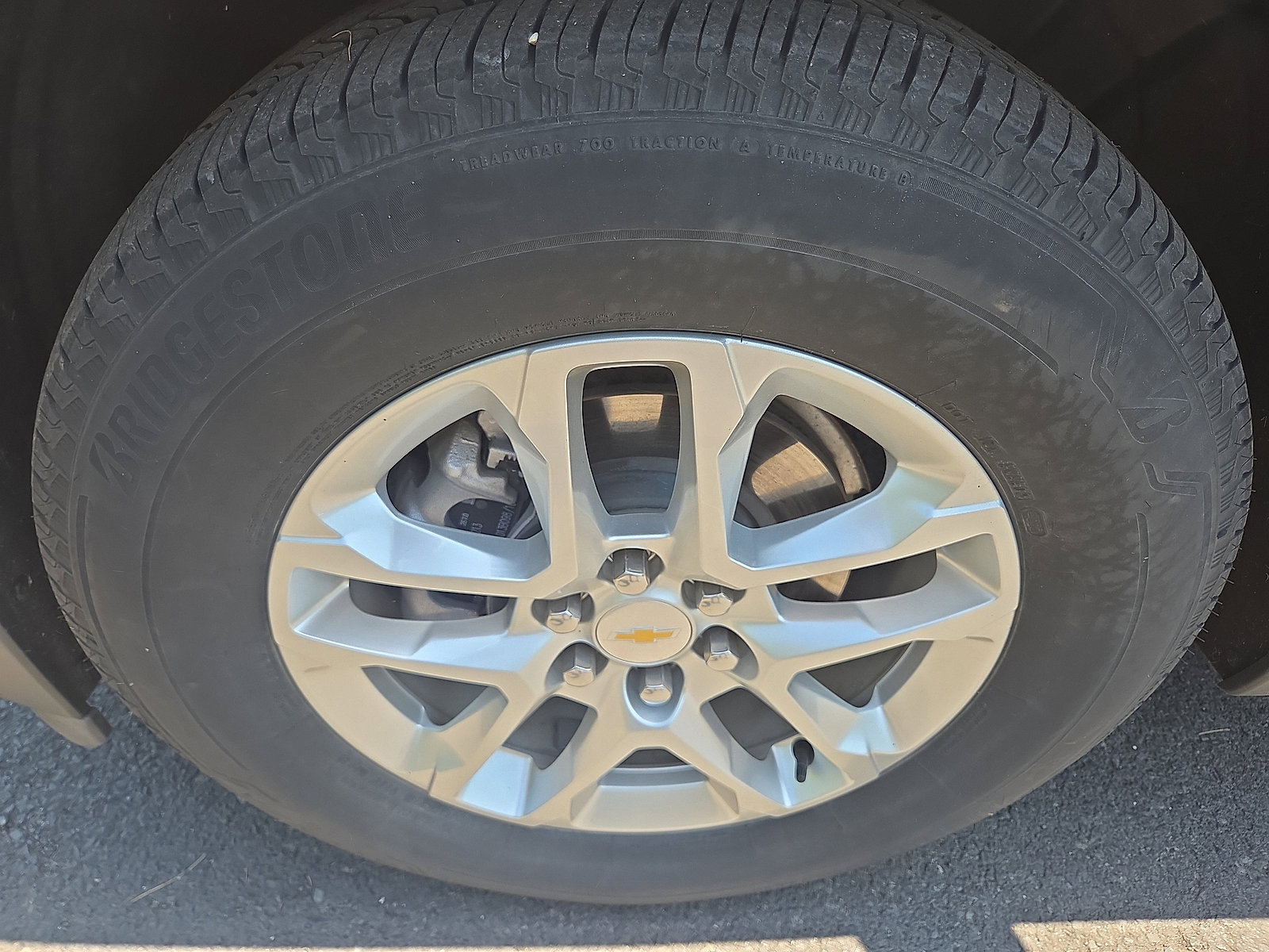 Used 2021 Chevrolet Traverse LS AWD/4WD image 12