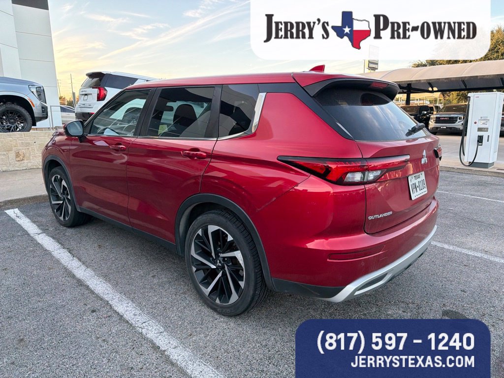 Used 2022 Mitsubishi Outlander SE AWD/4WD image 5