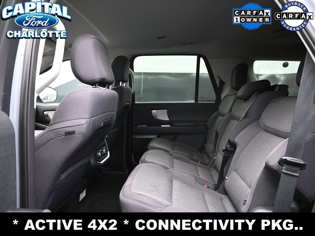 Used 2025 Ford Expedition Active image 11