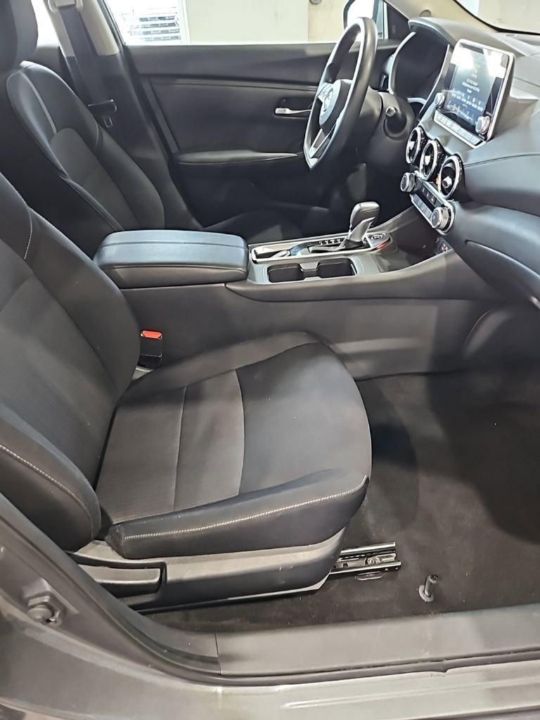 Used 2024 Nissan Sentra SV image 13