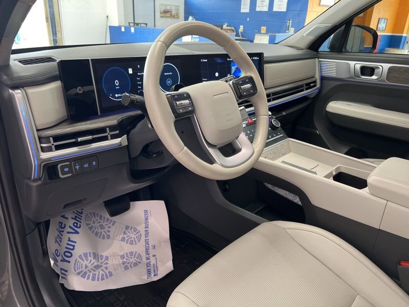Used 2024 Hyundai Santa Fe Limited AWD/4WD image 20