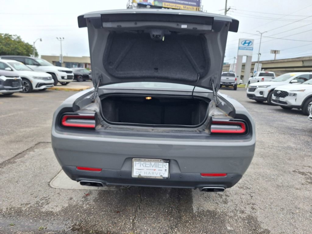Used 2023 Dodge Challenger R/T w/ Plus Package image 26