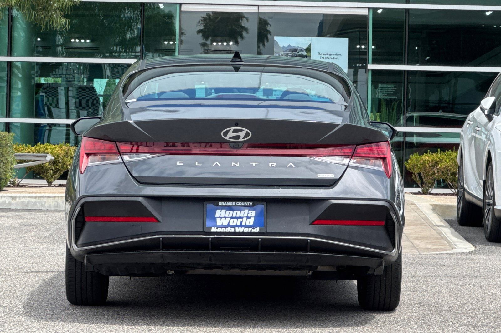 Used 2024 Hyundai Elantra Blue FWD image 5