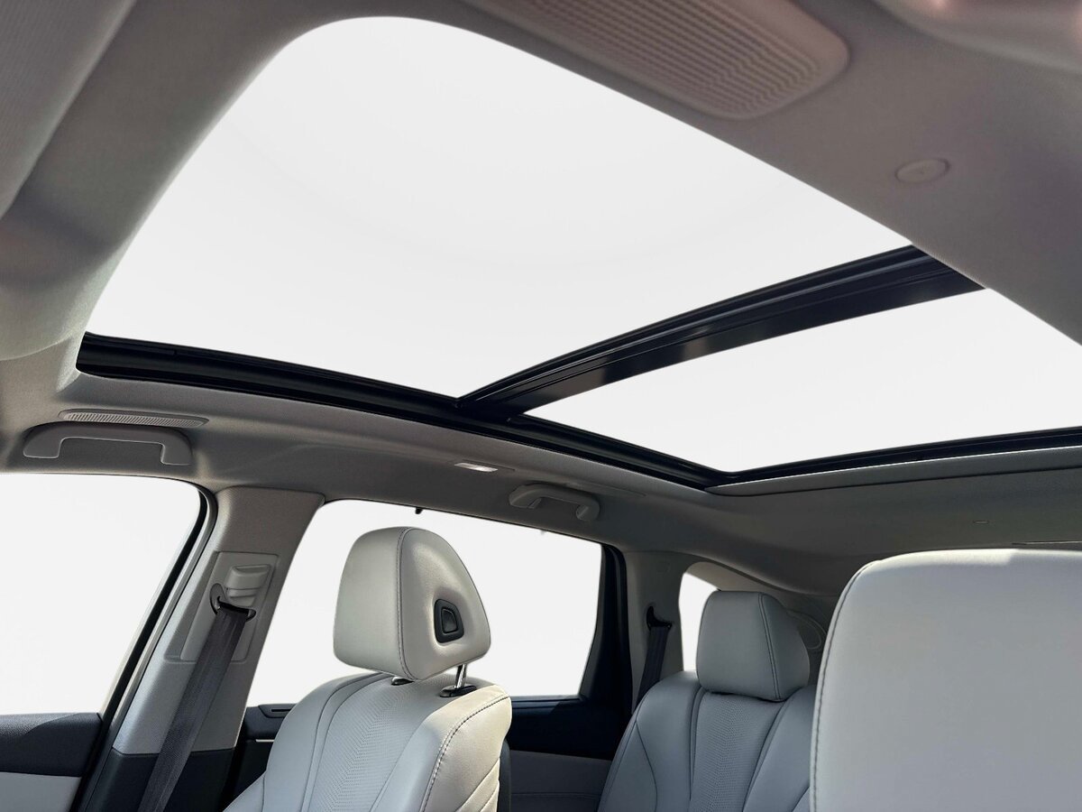 Certified 2026 Acura MDX w/ Technology Package FWD image 24