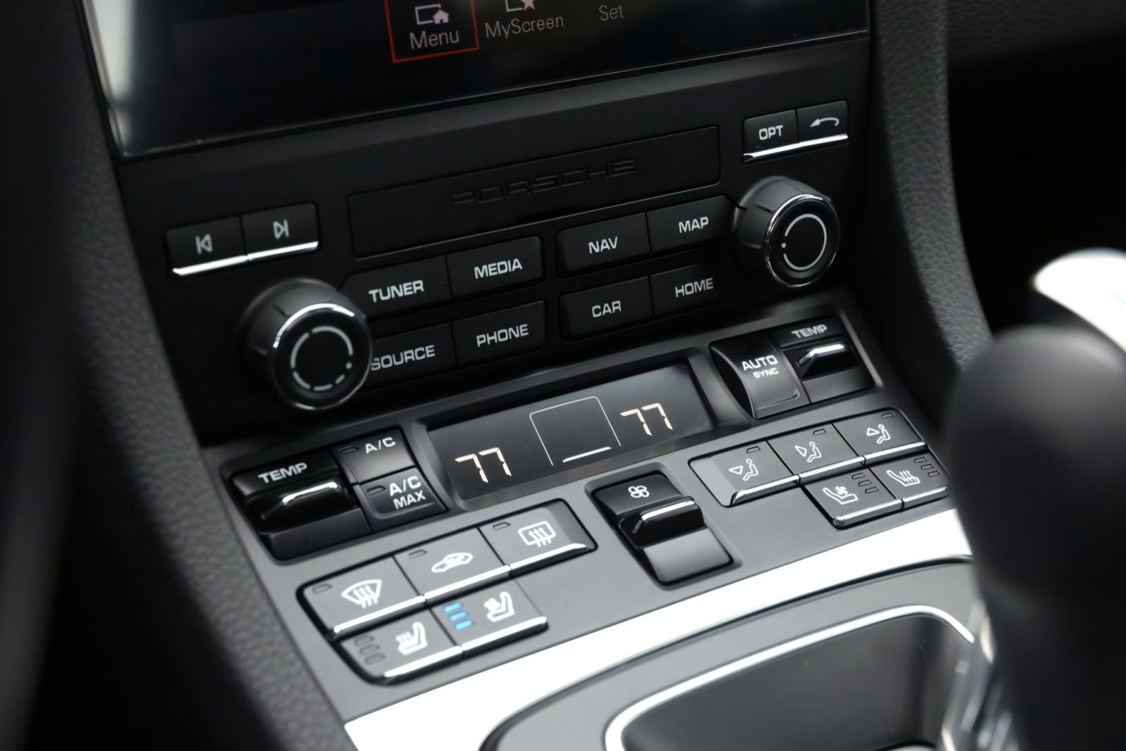 Used 2025 Porsche 718 Cayman RWD image 40