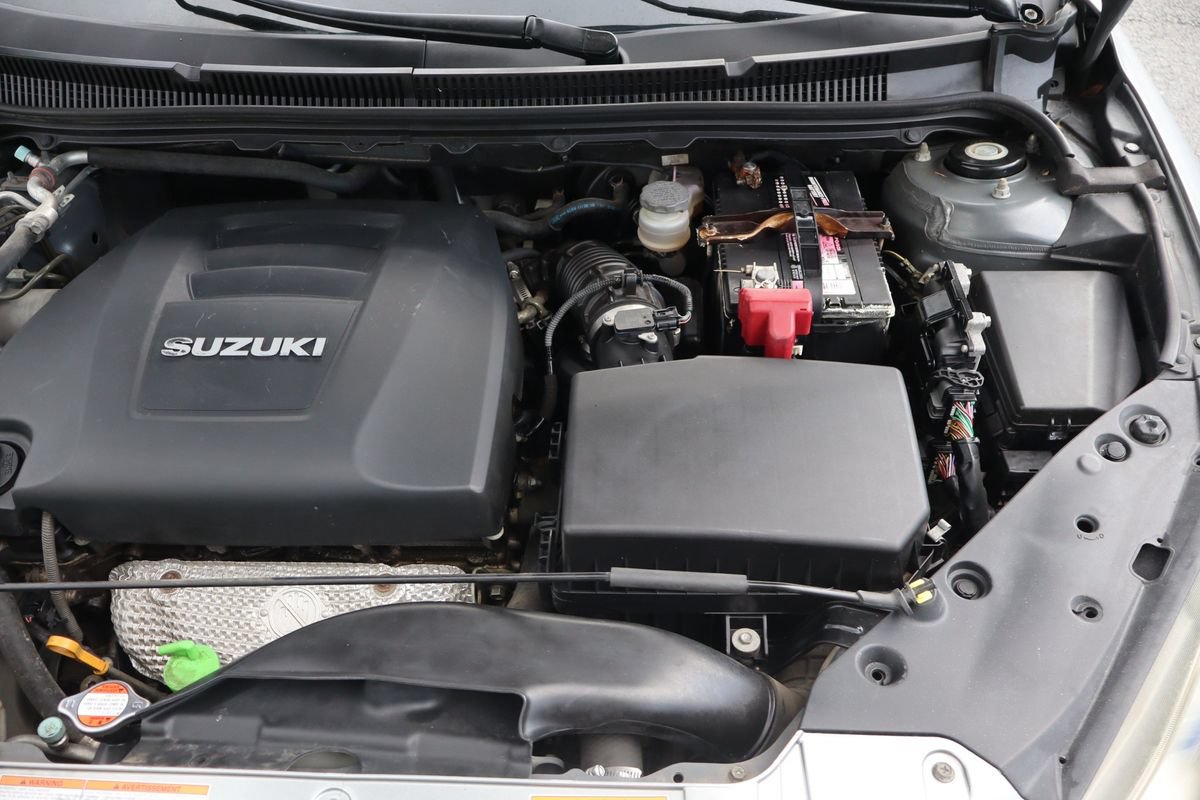 Used 2011 Suzuki Kizashi SE AWD/4WD image 39