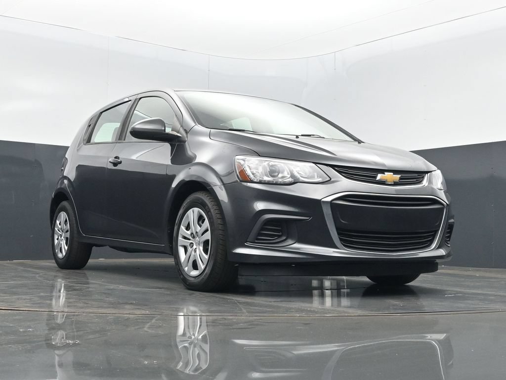 Used 2020 Chevrolet Sonic LT FWD image 10