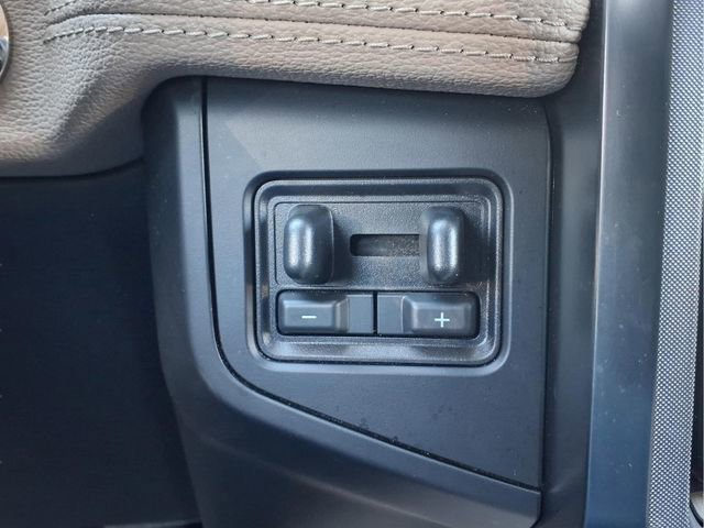 Used 2023 Ford Expedition Limited AWD/4WD image 27