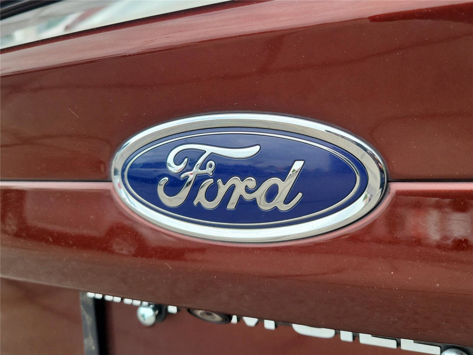 Used 2016 Ford Fusion Titanium image 8