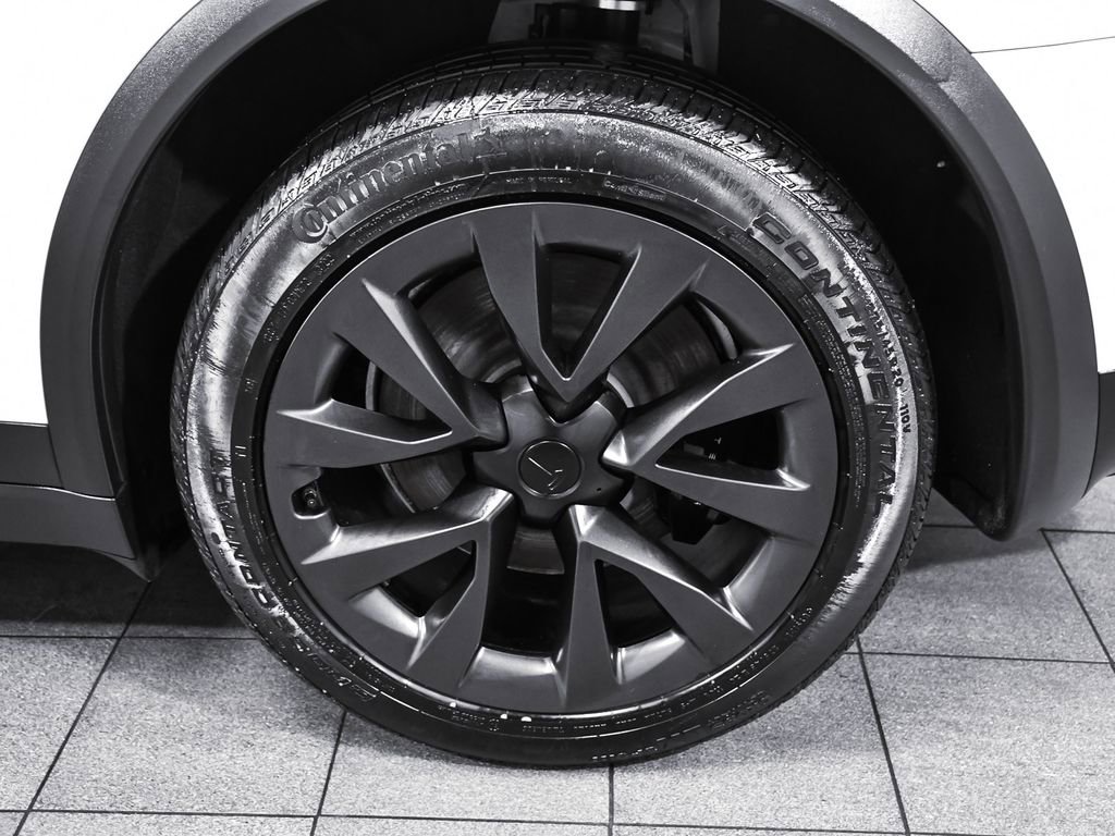 Used 2023 Tesla Model X AWD/4WD image 8