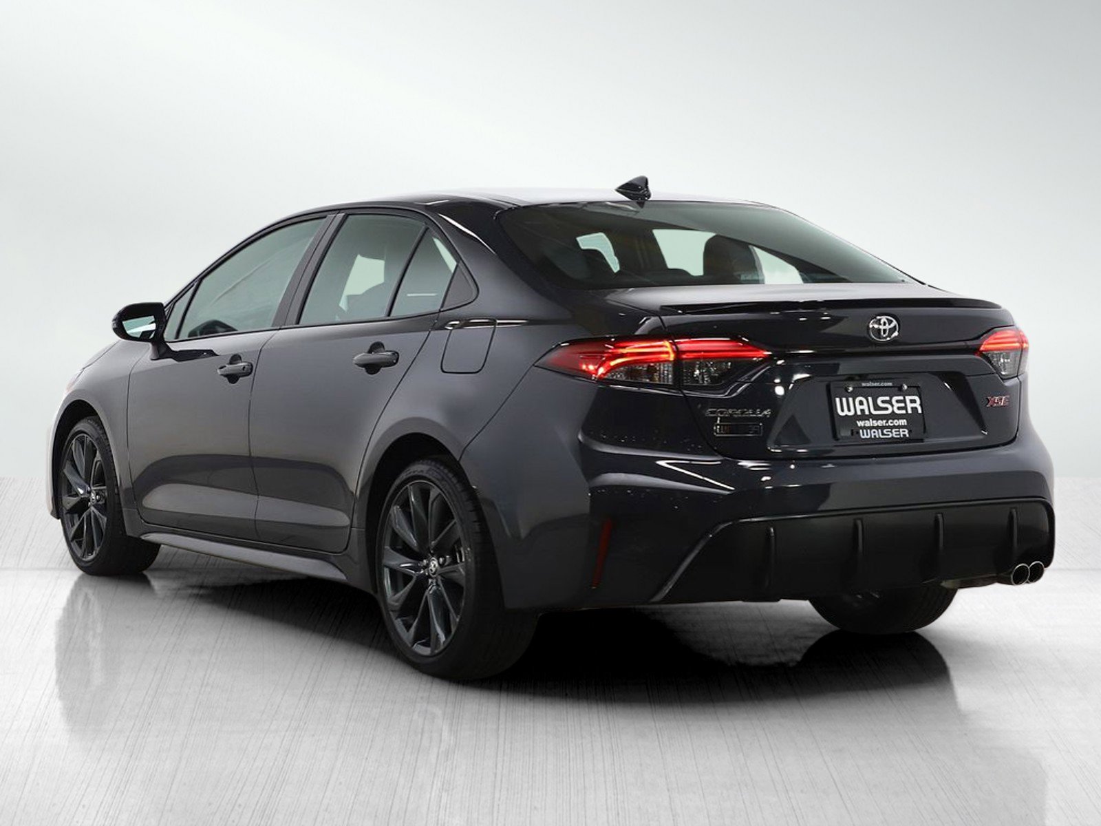 Used 2026 Toyota Corolla XSE FWD image 3