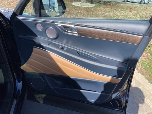 Used 2023 Genesis GV80 3.5T w/ Prestige Package image 24