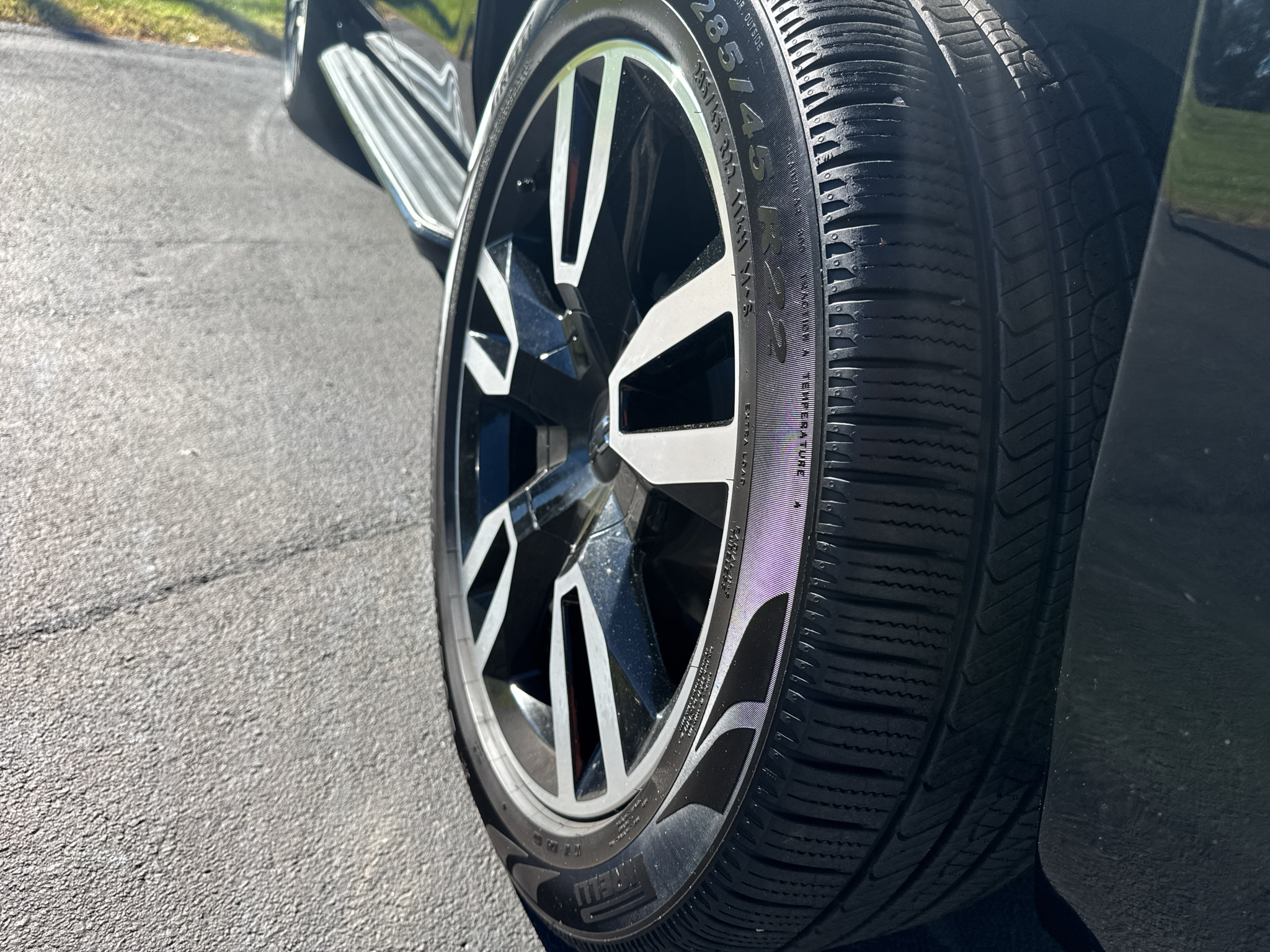 Used 2019 Chevrolet Tahoe Premier AWD/4WD image 7