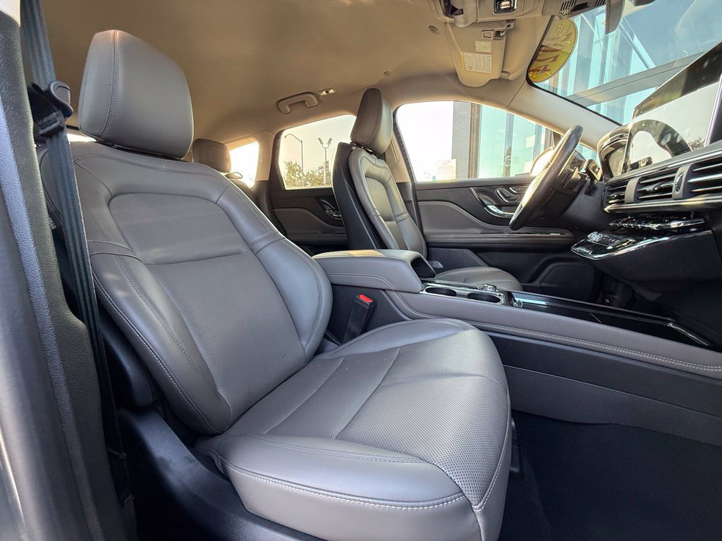 Used 2024 Lincoln Corsair Reserve FWD image 16
