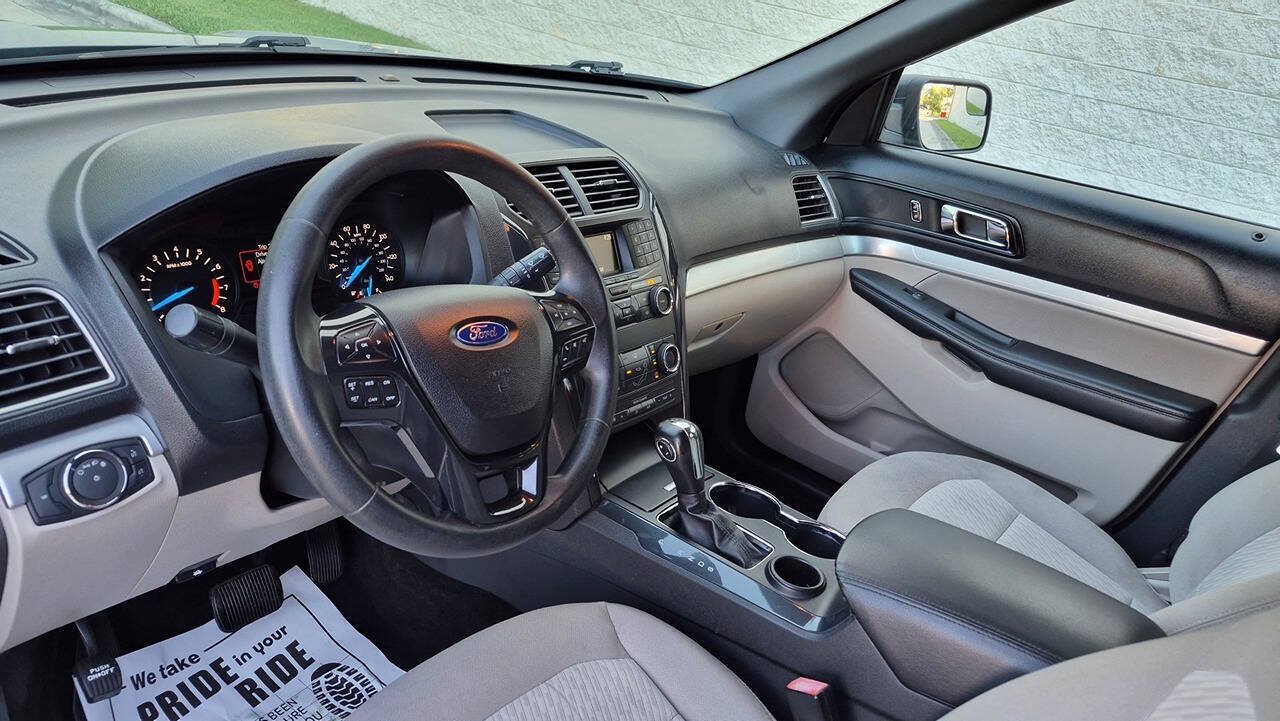 Used 2018 Ford Explorer FWD image 32