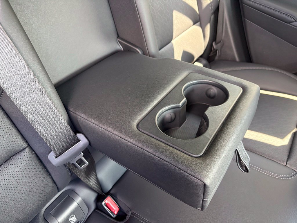 New 2026 Chevrolet Equinox LT w/ Convenience Package II FWD image 44
