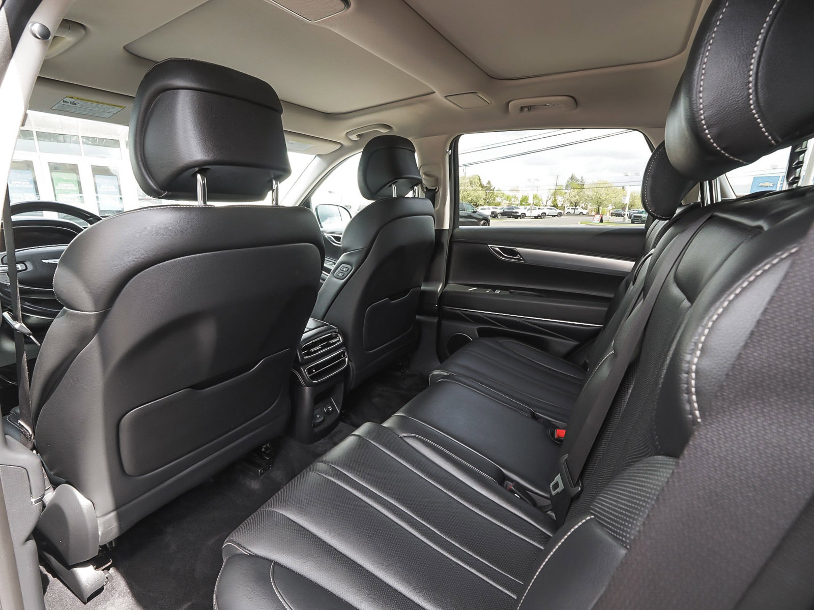 Used 2021 Genesis GV80 2.5T Select AWD/4WD image 37