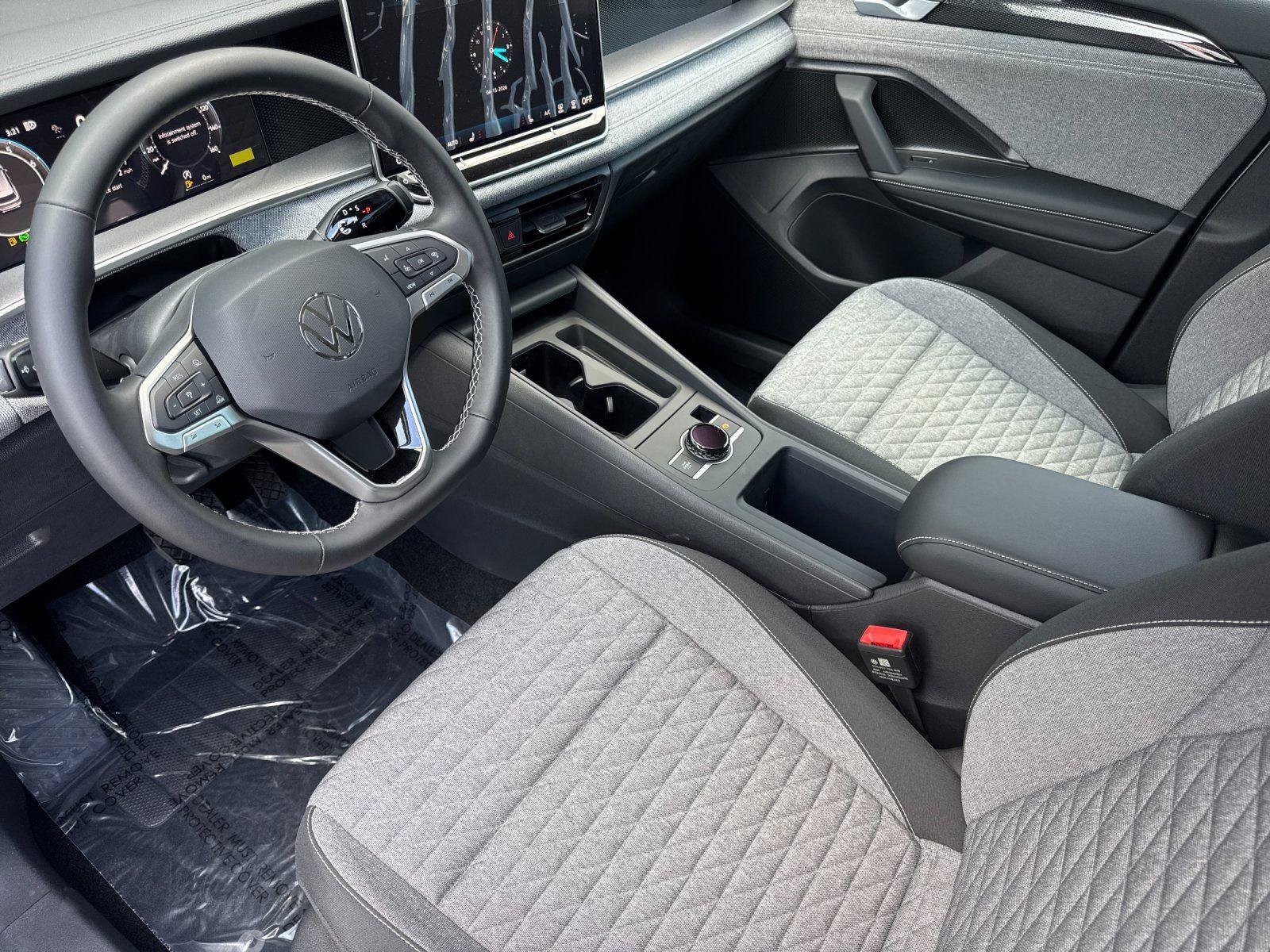 New 2026 Volkswagen Tiguan S FWD image 9