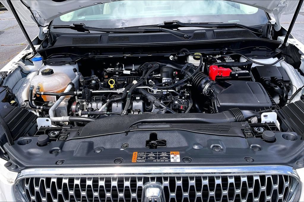 Used 2022 Lincoln Corsair FWD w/ Premium Package image 30