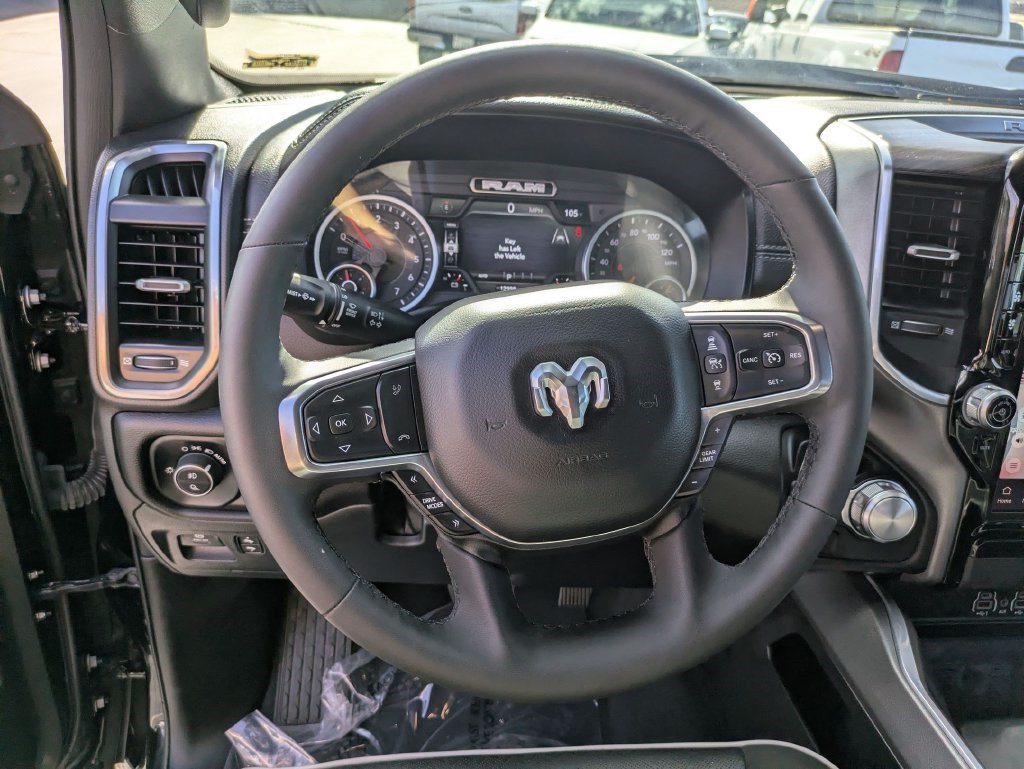 Used 2025 RAM 1500 Laramie w/ Sport Appearance Package AWD/4WD image 16