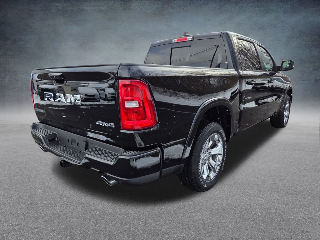 New 2026 RAM 1500 4x4 Crew Cab image 7