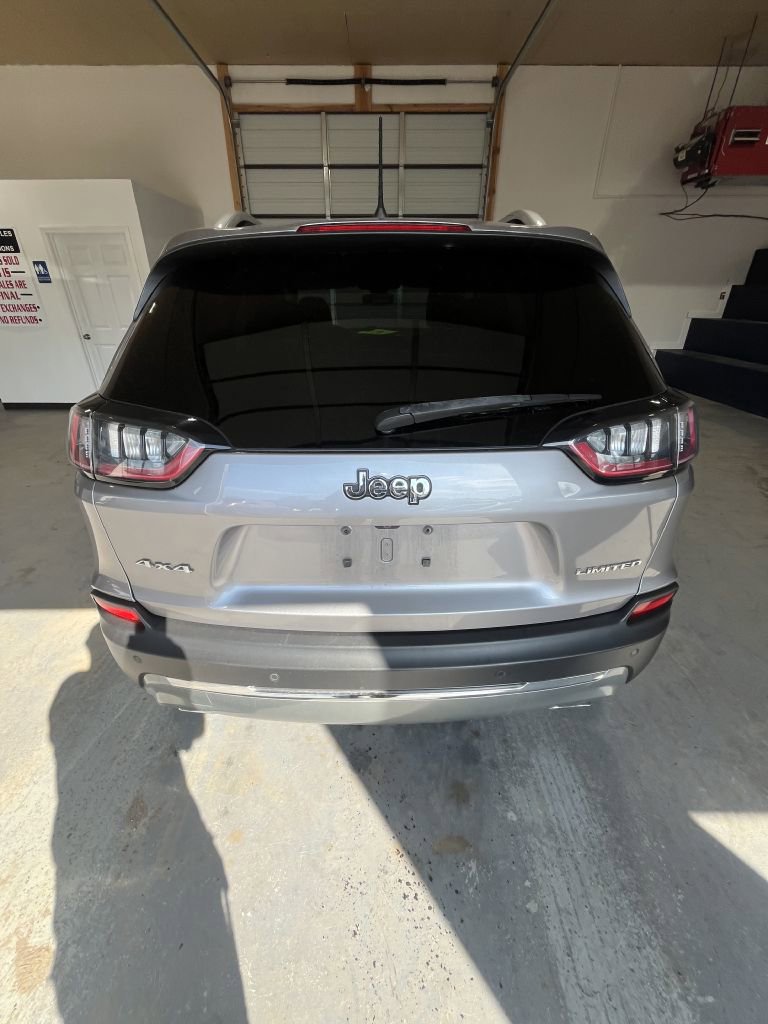 Used 2019 Jeep Cherokee Limited image 4