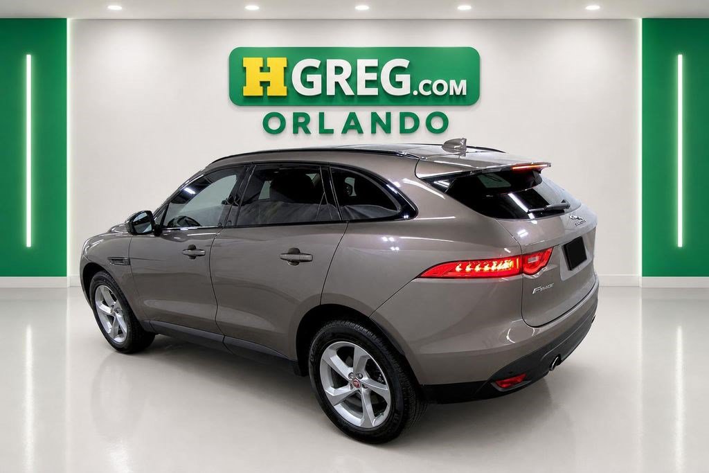 Used 2017 Jaguar F-PACE Premium AWD/4WD image 2