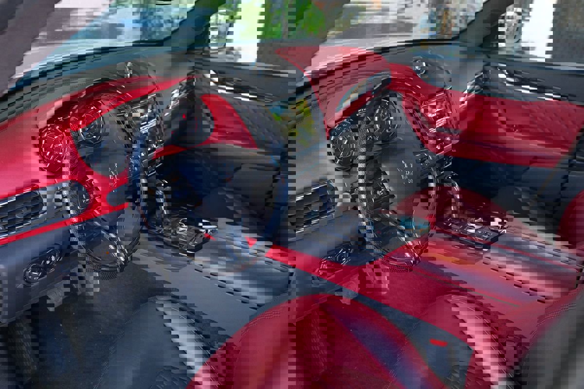 Used 2022 Maserati Levante Modena image 15