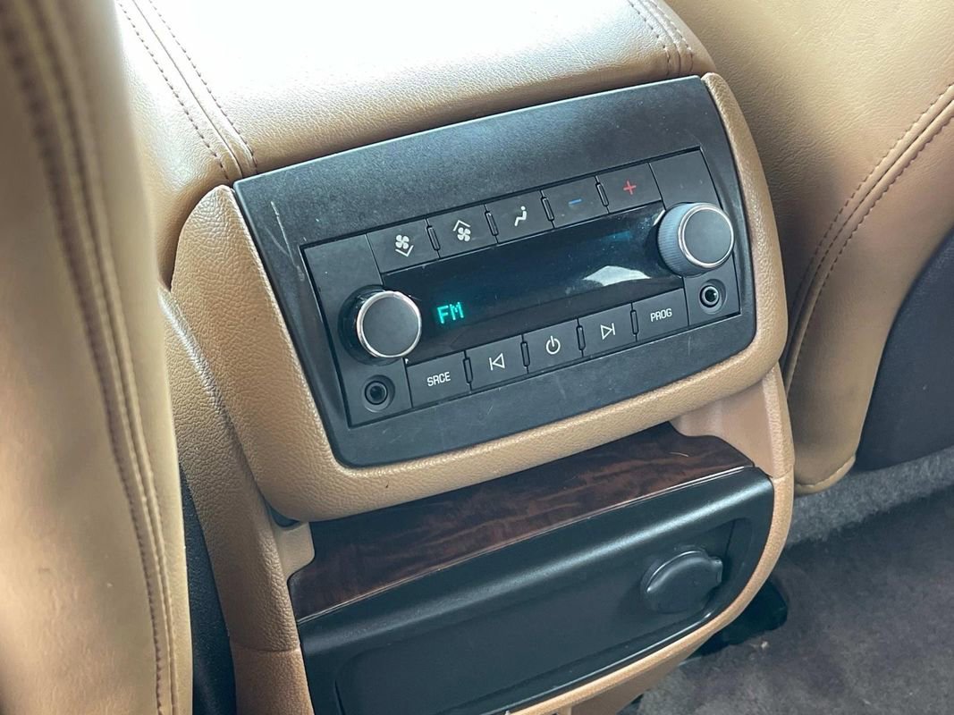 Used 2016 Buick Enclave Leather image 15