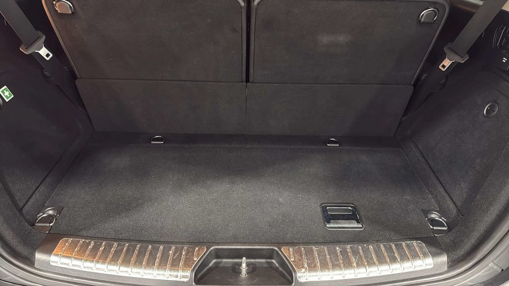 Used 2012 Mercedes-Benz GL 320 BlueTEC 4MATIC image 7