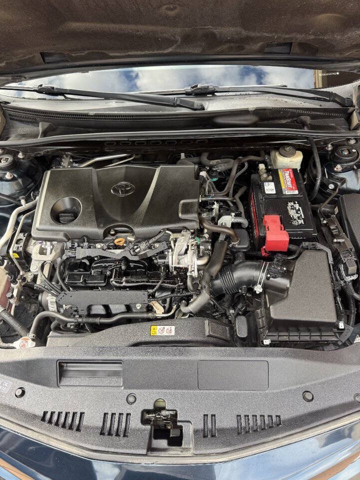 Used 2018 Toyota Camry LE FWD image 29