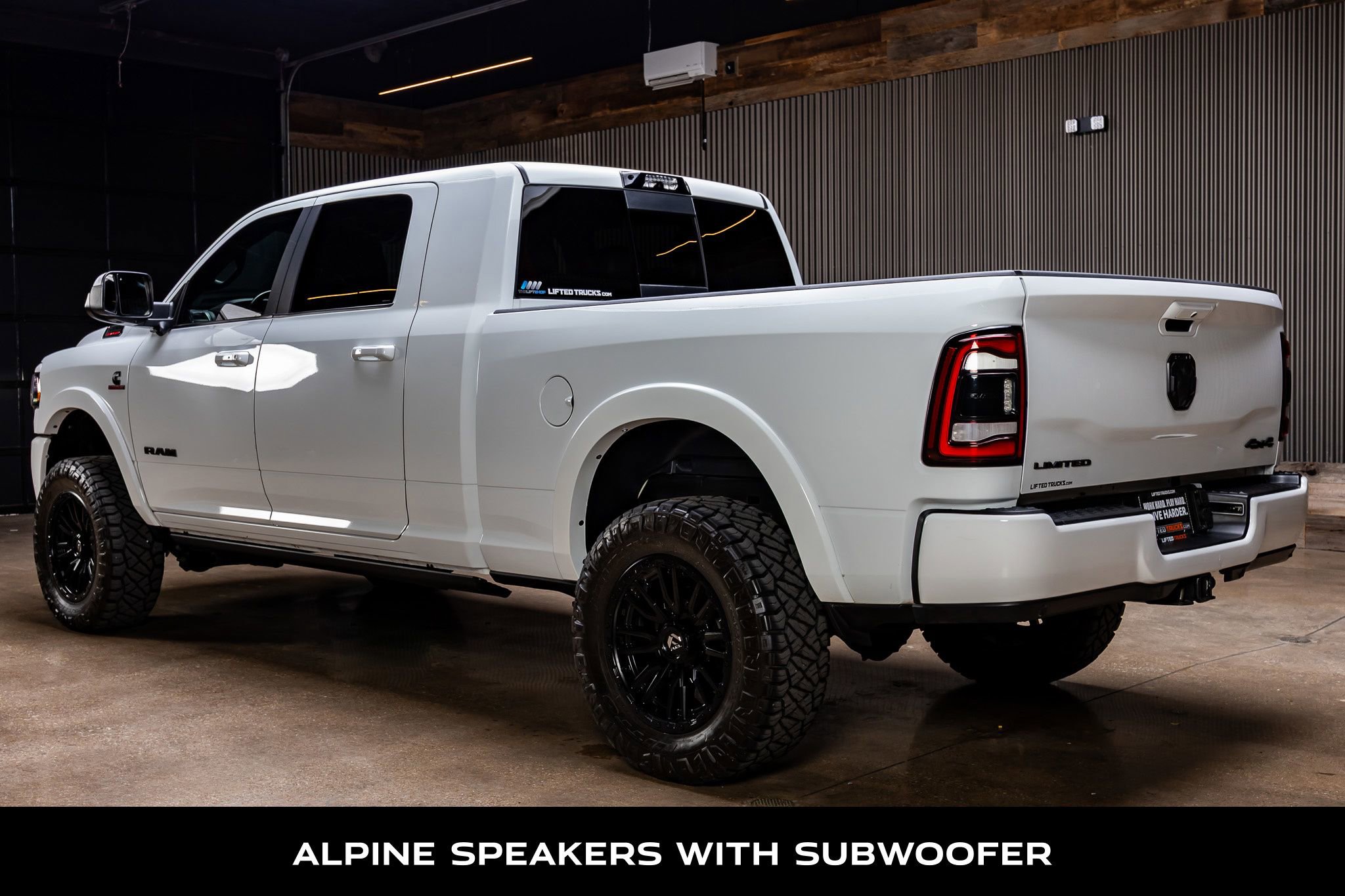 Used 2022 RAM 2500 Limited w/ Night Edition image 7