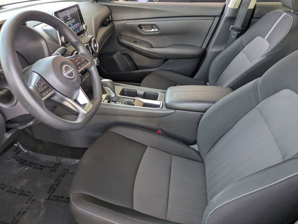 Used 2025 Nissan Sentra SV FWD image 23