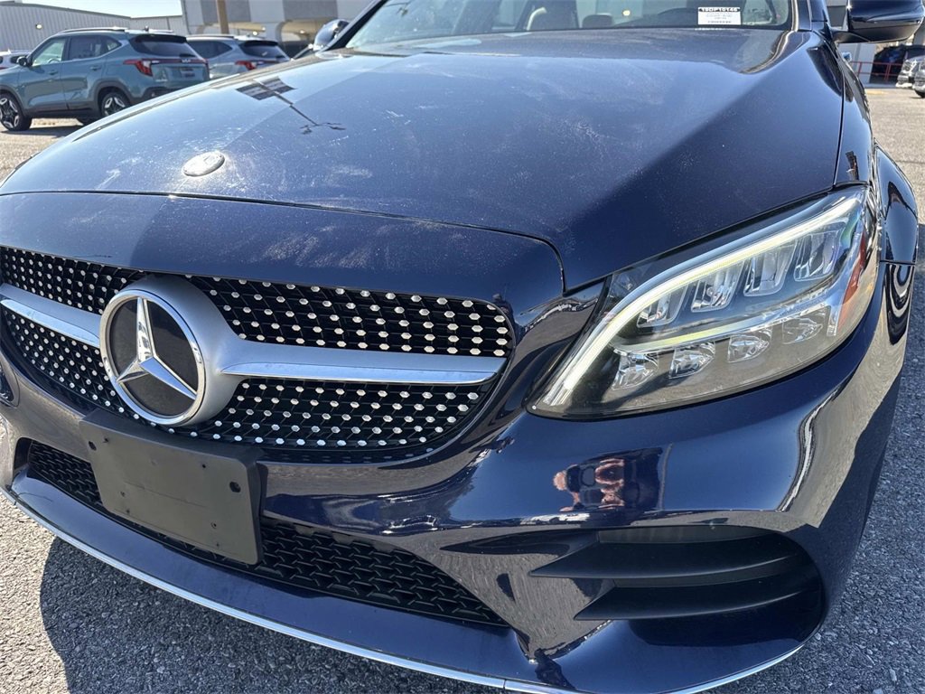 Used 2020 Mercedes-Benz C 300 4MATIC Sedan image 3