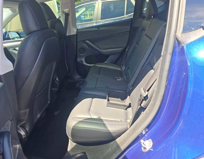 Used 2023 Tesla Model Y AWD image 8