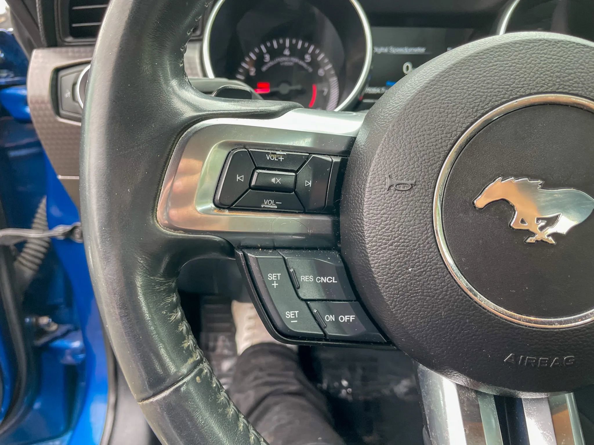 Used 2018 Ford Mustang Coupe w/ Ecoboost Performance Package image 16