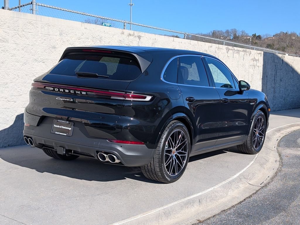 New 2026 Porsche Cayenne S image 7