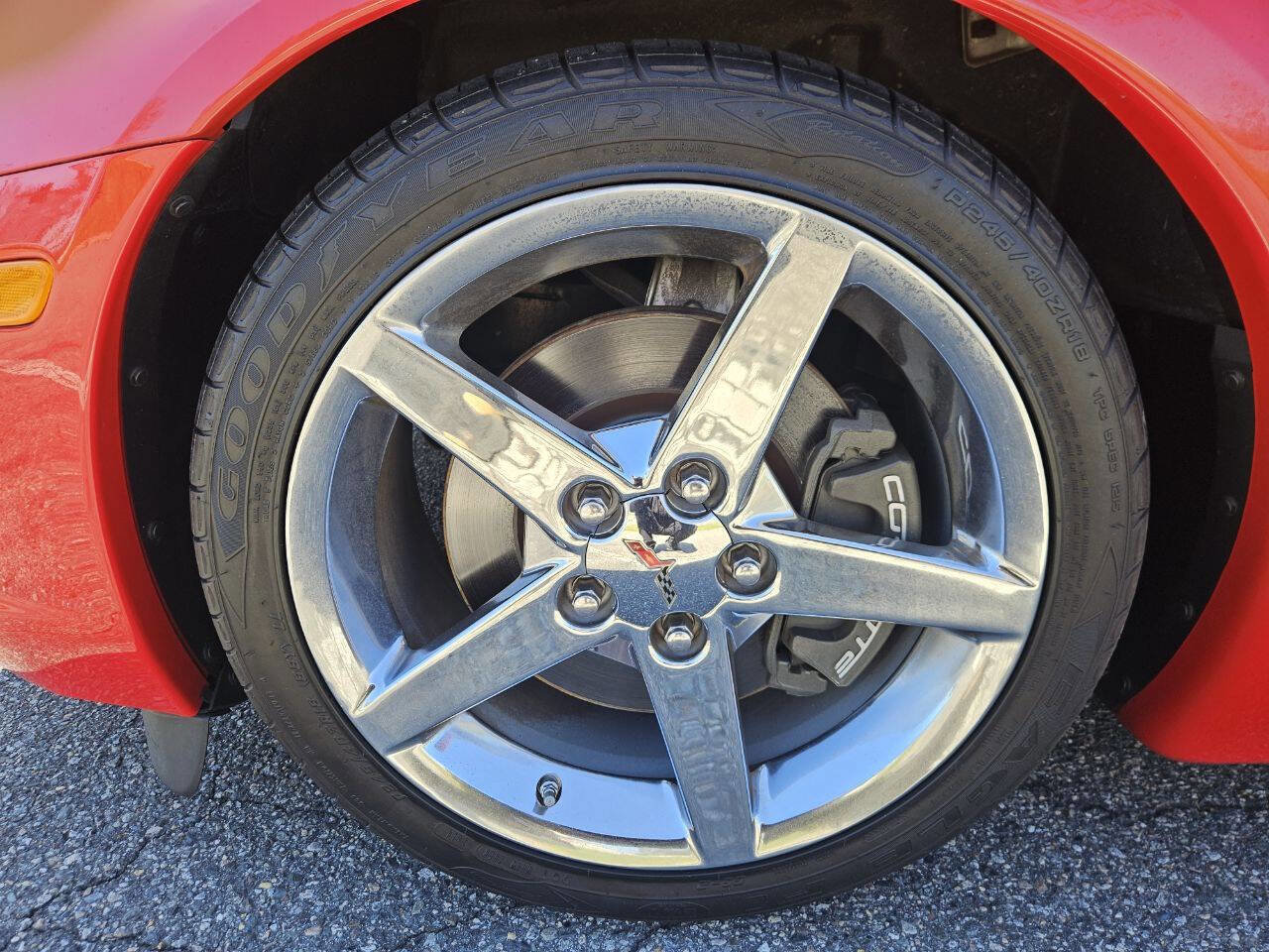 Used 2008 Chevrolet Corvette Base 2dr Convertible w/ Preferred Equipment Group image 28