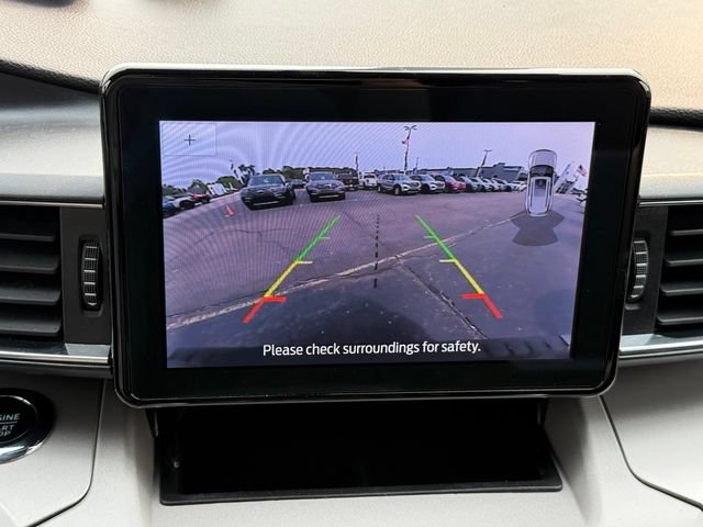 Certified 2023 Ford Explorer XLT w/ Equipment Group 202A AWD/4WD image 13