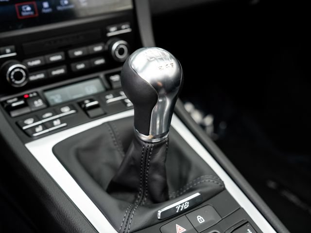 Certified 2024 Porsche 718 Boxster RWD image 21