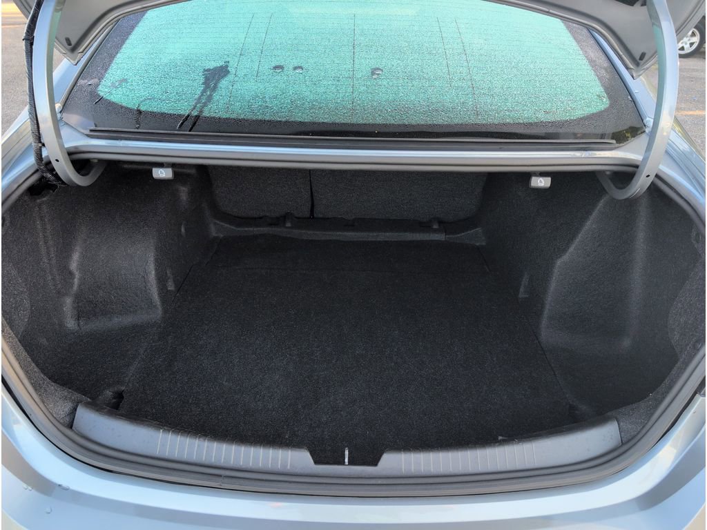 Used 2024 Chevrolet Malibu LT image 34