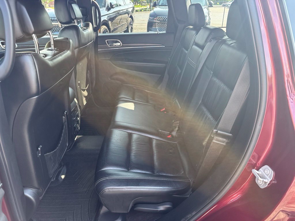 Used 2016 Jeep Grand Cherokee Limited AWD/4WD image 24