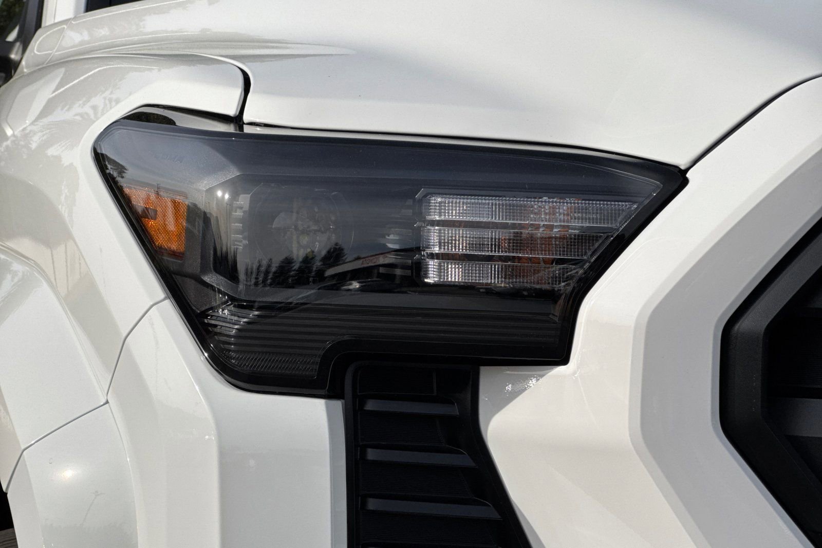 New 2026 Toyota Tacoma SR5 RWD image 28