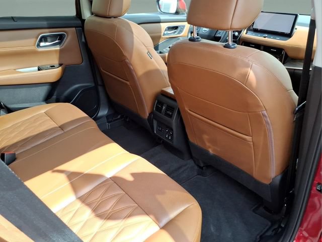 Certified 2026 Nissan Rogue Platinum w/ Platinum Premium Package AWD/4WD image 21