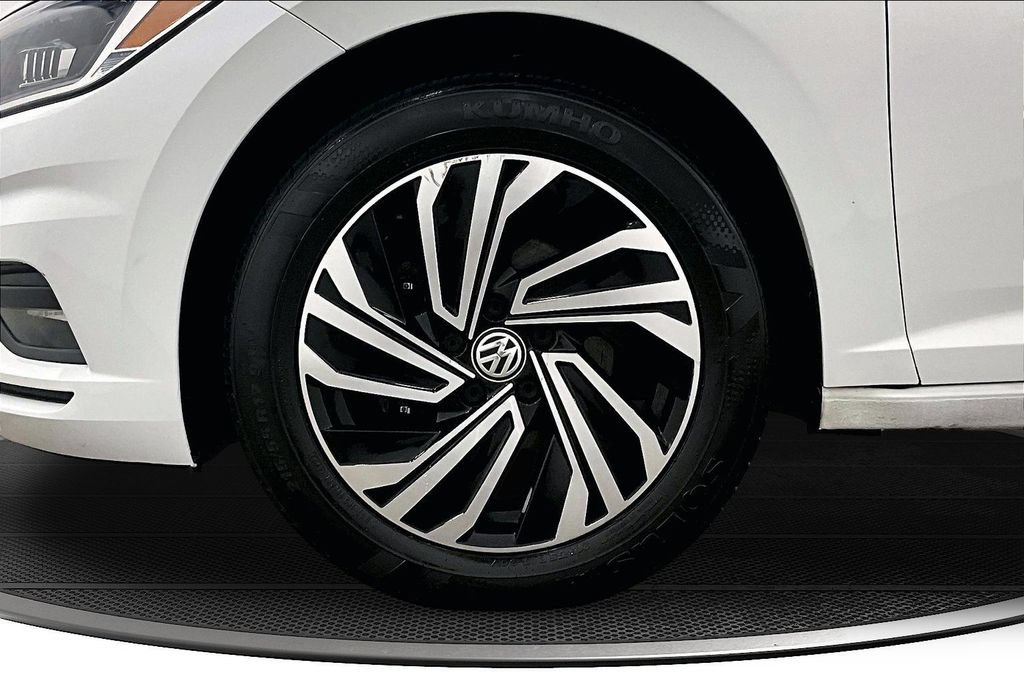 Used 2020 Volkswagen Jetta SEL Premium FWD image 32
