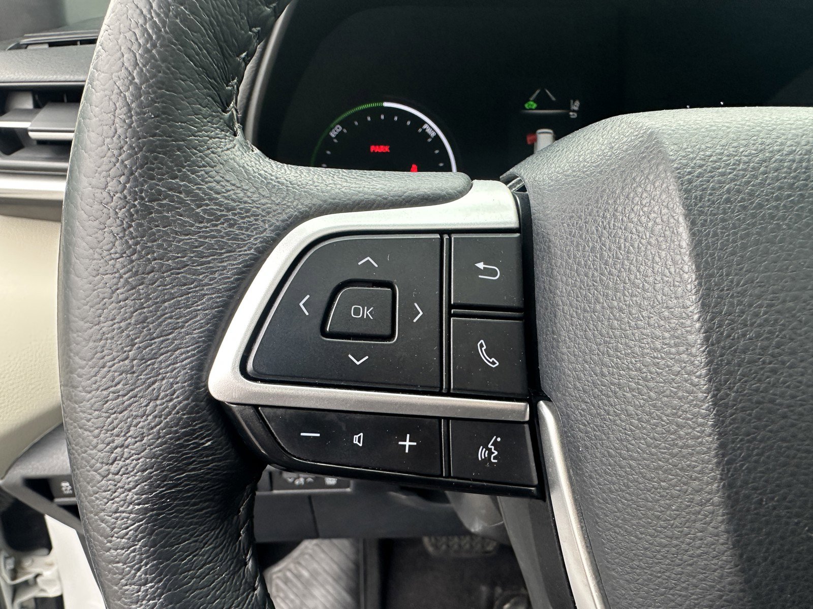 Used 2021 Toyota Sienna XLE AWD/4WD image 16