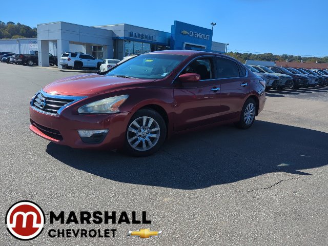 Used 2014 Nissan Altima 2.5 S w/ Display Audio Package FWD image 1