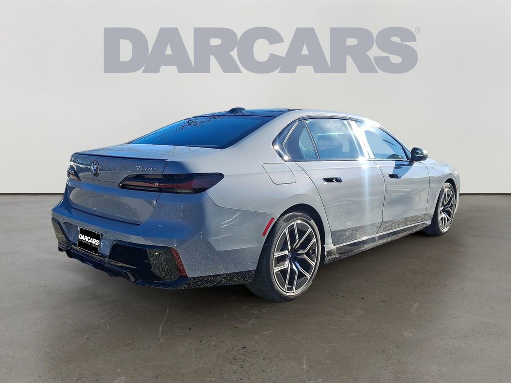 New 2026 BMW 750e xDrive w/ Executive Package AWD/4WD image 4